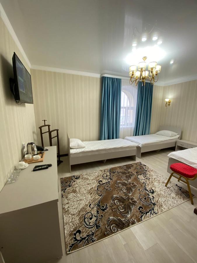 Hotel Astam Kustanaj Zewnętrze zdjęcie
