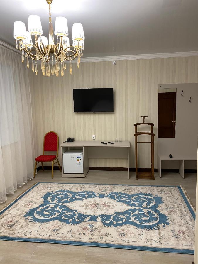 Hotel Astam Kustanaj Zewnętrze zdjęcie